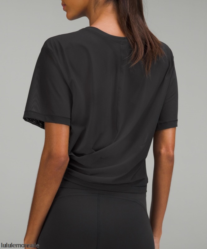 Lululemon Damen DELULU301 | Lululemon Deutschland Schwarzes Leichtes Wendbares Yoga-T-Shirt Aus Mesh